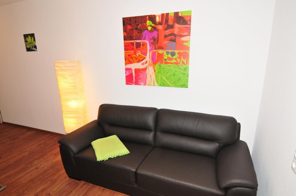Fewo Samanta Schmider- Auch Kurzfristig Ep Karten Garantiert! Apartament Rust Pokój zdjęcie