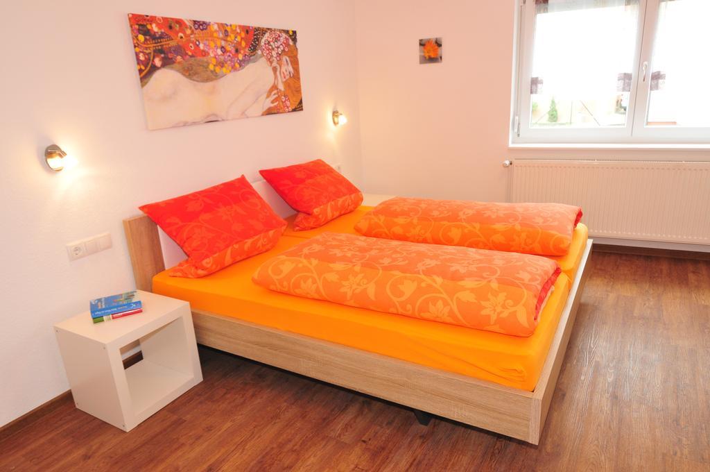 Fewo Samanta Schmider- Auch Kurzfristig Ep Karten Garantiert! Apartament Rust Pokój zdjęcie