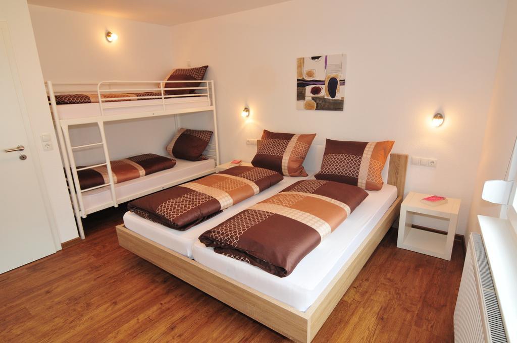 Fewo Samanta Schmider- Auch Kurzfristig Ep Karten Garantiert! Apartament Rust Pokój zdjęcie