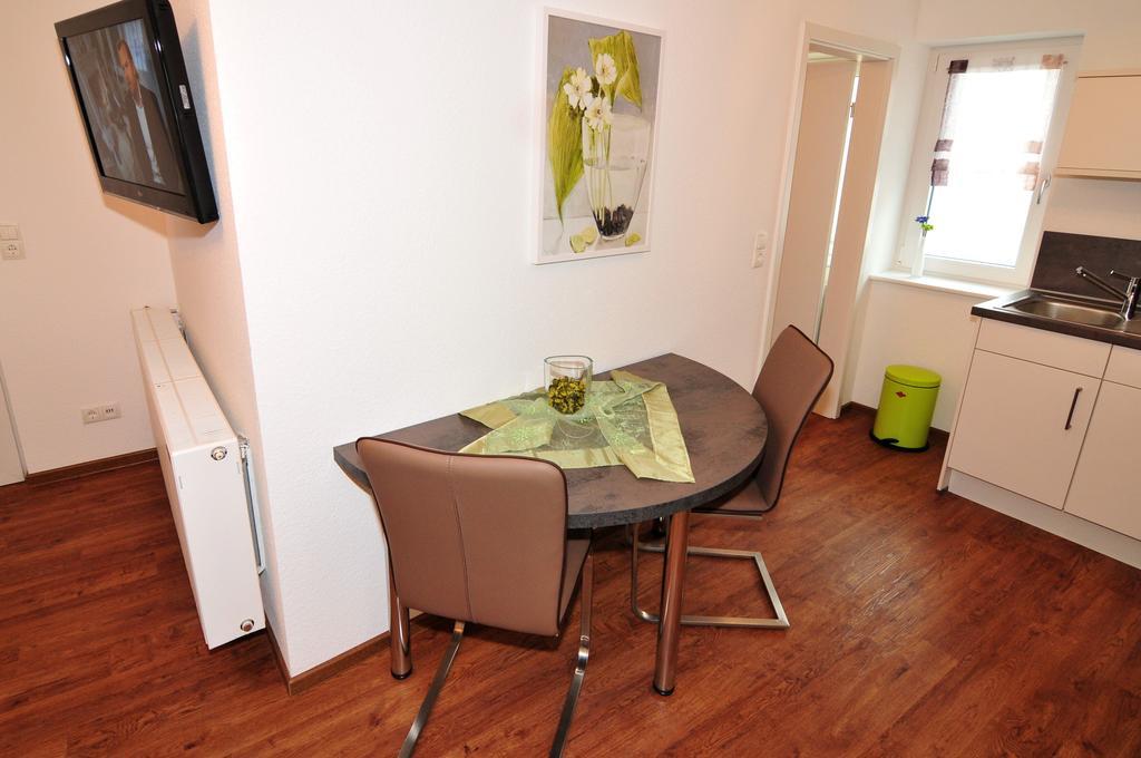 Fewo Samanta Schmider- Auch Kurzfristig Ep Karten Garantiert! Apartament Rust Pokój zdjęcie