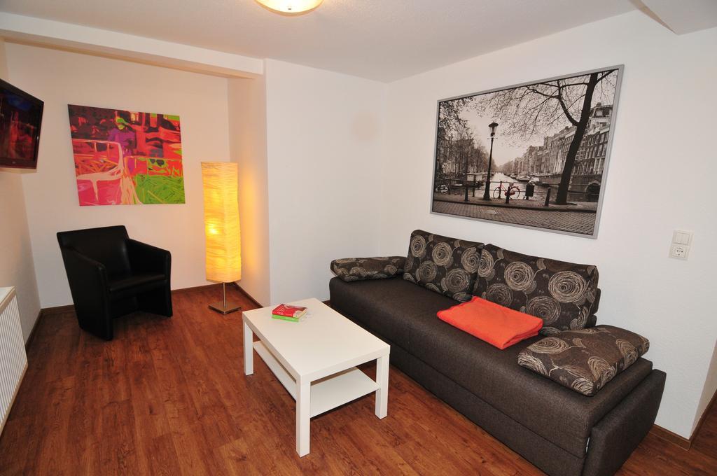 Fewo Samanta Schmider- Auch Kurzfristig Ep Karten Garantiert! Apartament Rust Pokój zdjęcie